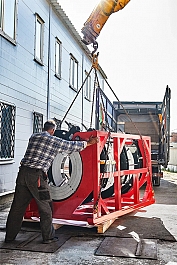 Погрузка гидравлических стыковых сварочных аппаратов для пнд труб Gas Fusion Red-1600